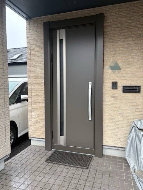 玄関ドアは家の顔🚪